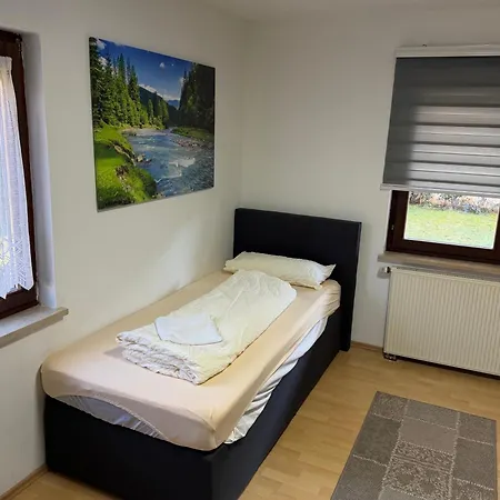 3 Ruhiges Mit Terrasse Tor Zu Den Alpen & Muenchen Eg-l Apartamento *